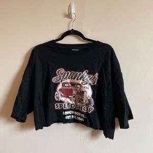 SHEIN Cropped Graphic Tee